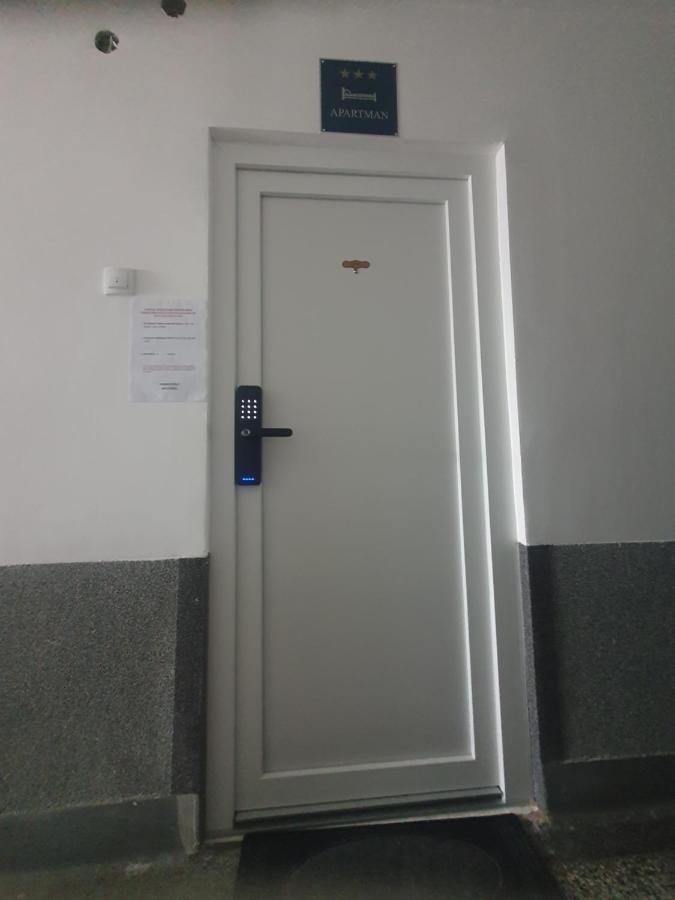 Vinkovci 1 Apartment Bagian luar foto